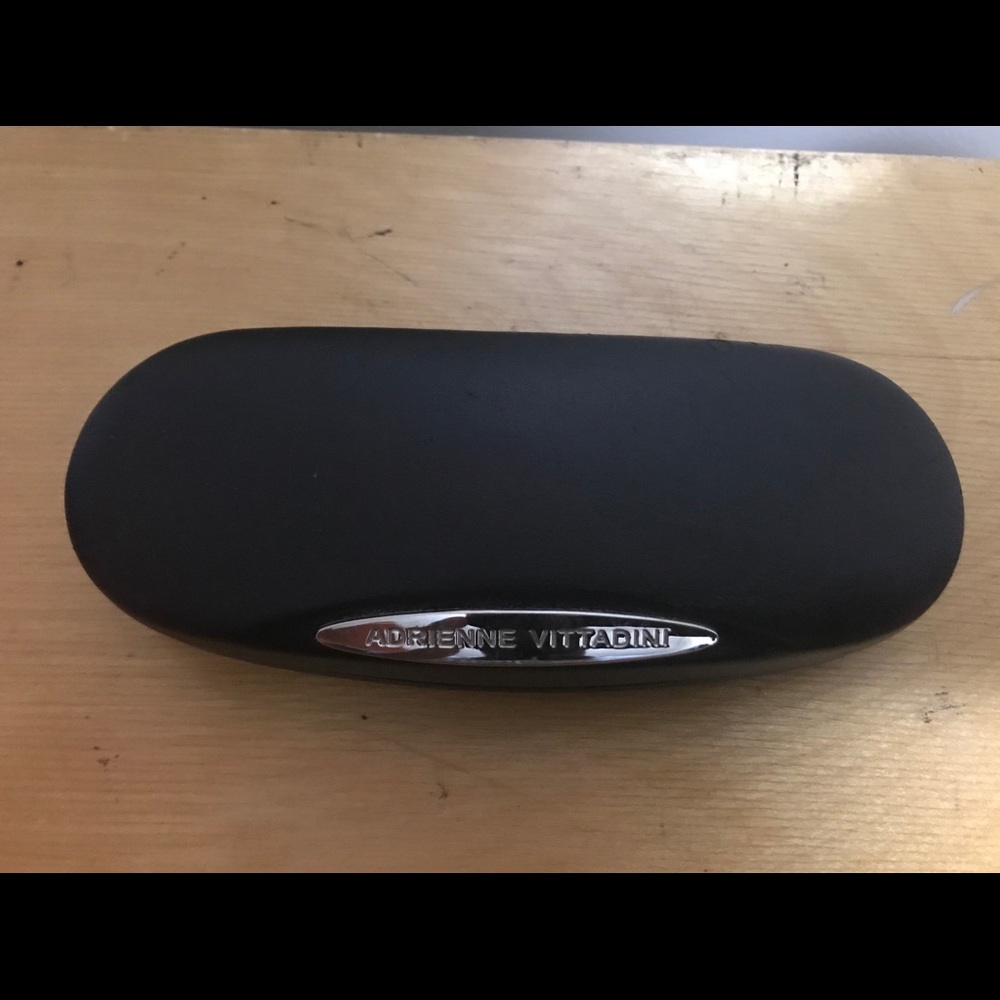 Adrienne Vittadini Case